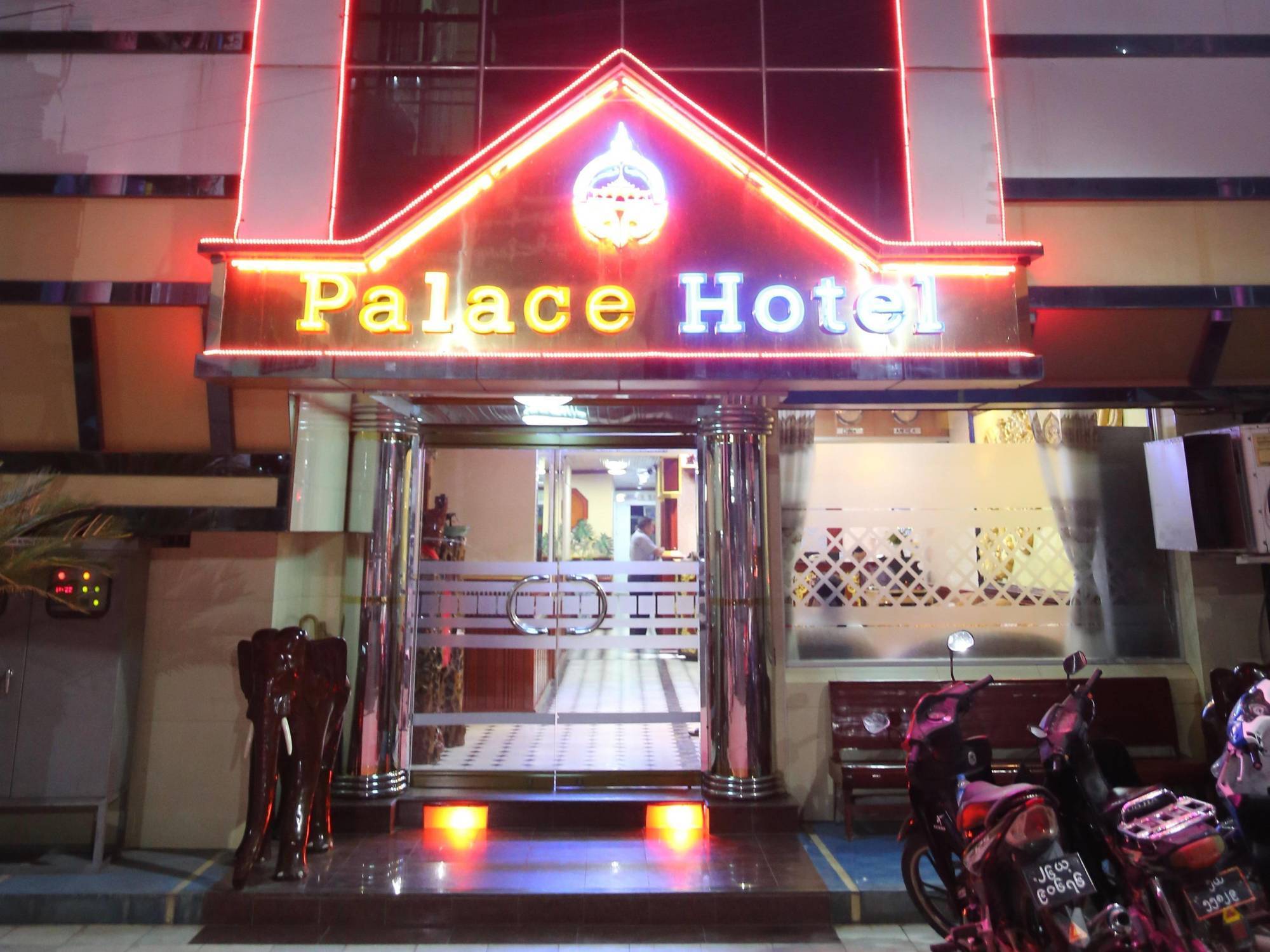 Palace Hotel Mandalay Eksteriør billede
